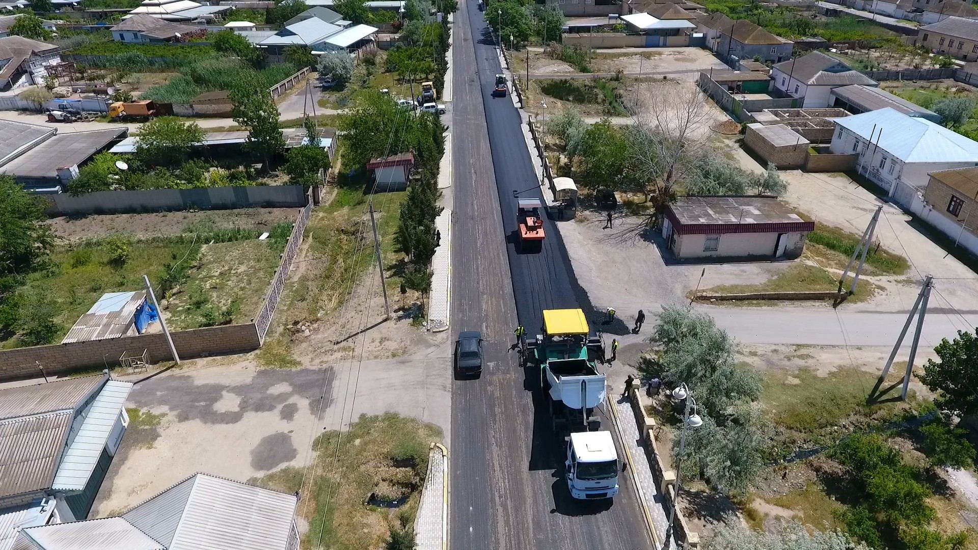 32 min əhalinin istifadə etdiyi Hacıqabul-Muğan avtomobil yolu yenidən qurulur (FOTO) - Gallery Image