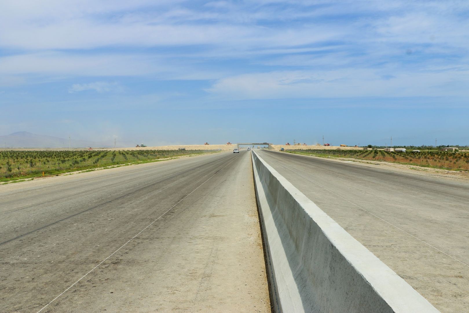 Yeni ödənişli avtomagistralın 30 km-lik hissəsinin tikintisi sona çatır (FOTO) - Gallery Image