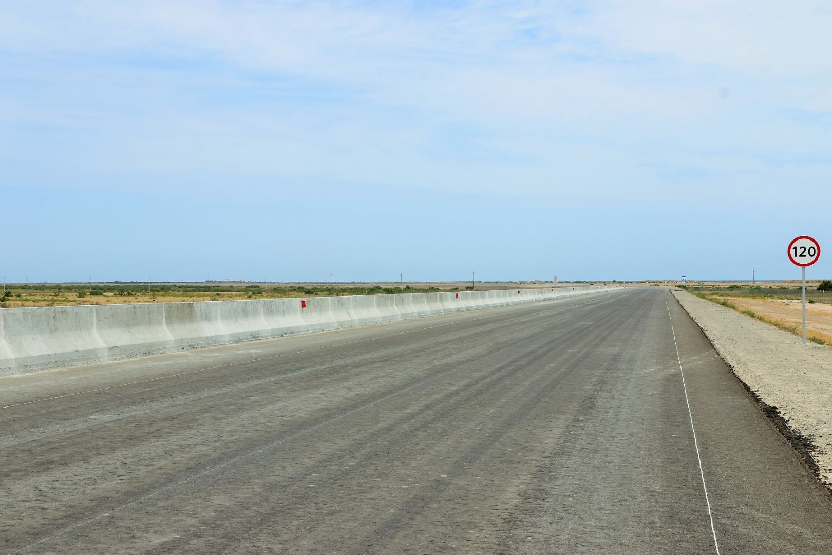 Yeni ödənişli avtomagistralın 30 km-lik hissəsinin tikintisi sona çatır (FOTO) - Gallery Image