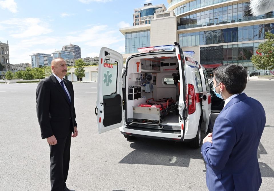 Prezident İlham Əliyevin tapşırığı ilə ölkəmizə yeni təcili tibbi yardım avtomobilləri gətirilib (FOTO) - Gallery Image