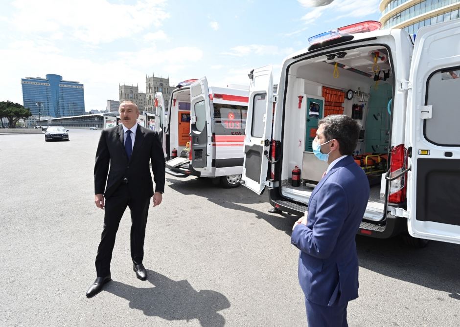 Prezident İlham Əliyevin tapşırığı ilə ölkəmizə yeni təcili tibbi yardım avtomobilləri gətirilib (FOTO) - Gallery Image