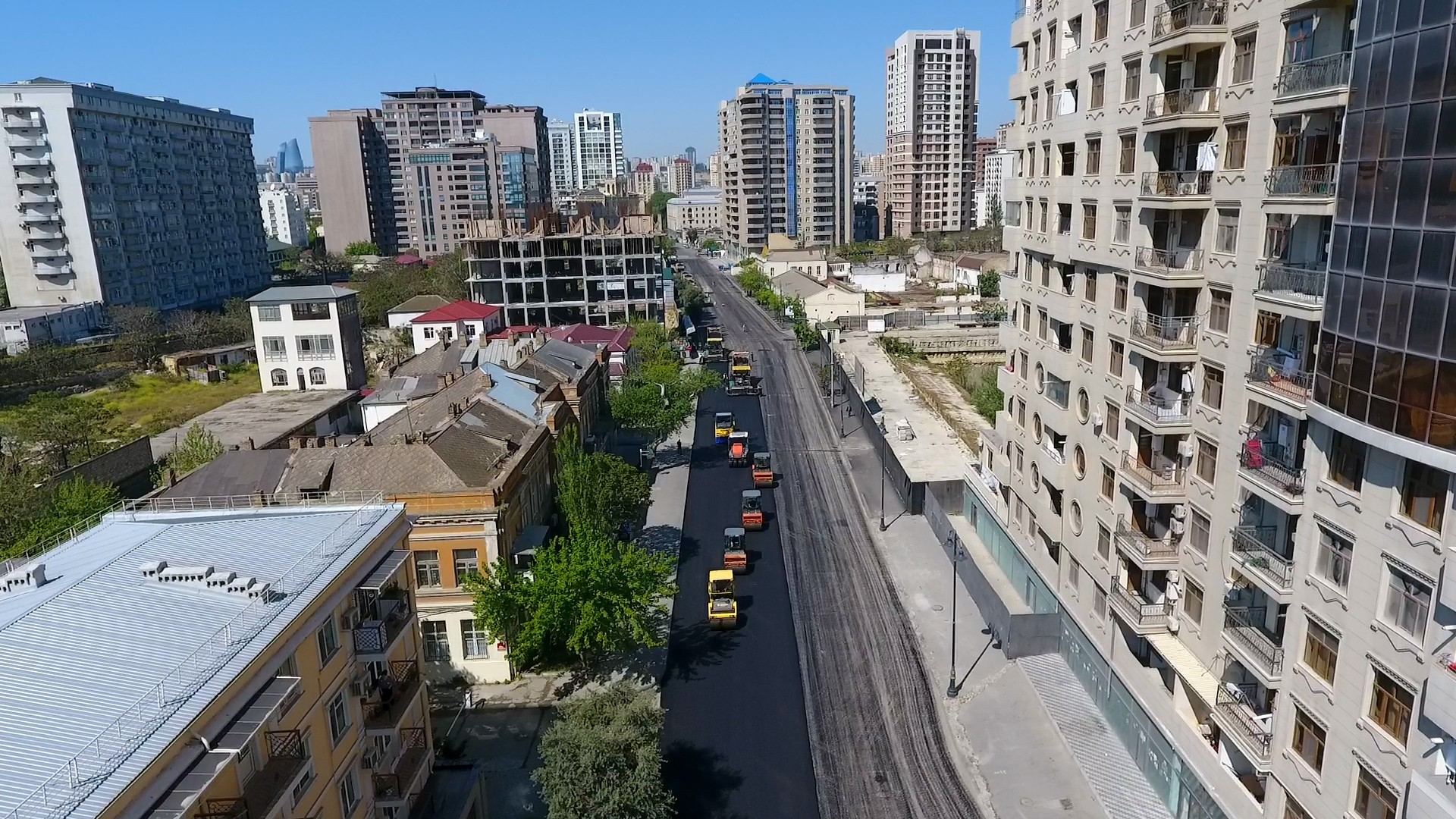 Yusif Səfərov küçəsində yeni yol qovşağının yaradılması işləri yekunlaşır (FOTO) - Gallery Image