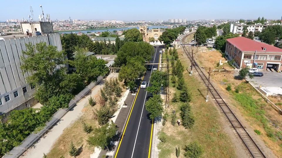 Bakıda 18 km yol yenidən qurulur (FOTO) - Gallery Image