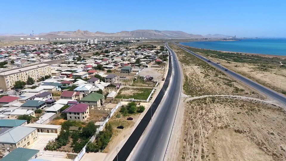 Qaradağ rayonunda16 km yol yenidən qurulur (FOTO) - Gallery Image