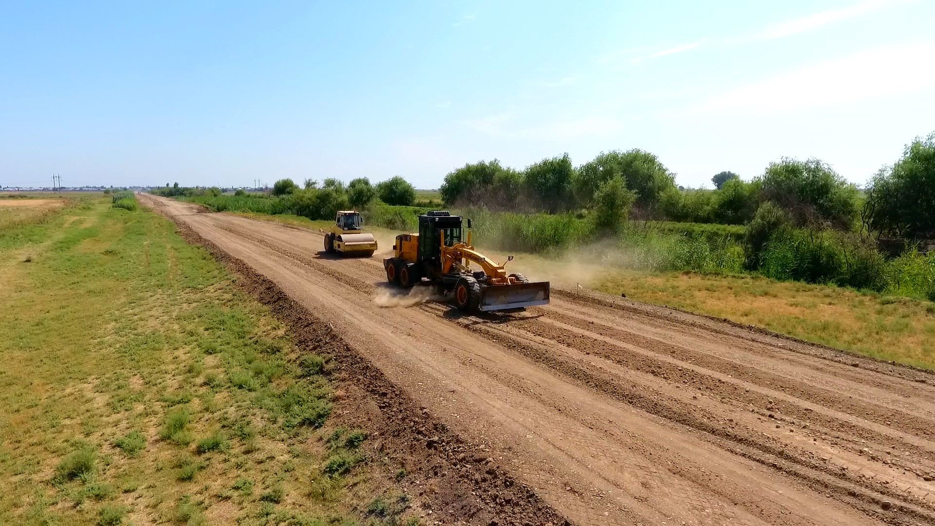 Ağcabədidə 41 km uzunluğunda yol yenidən qurulur (FOTO) - Gallery Image