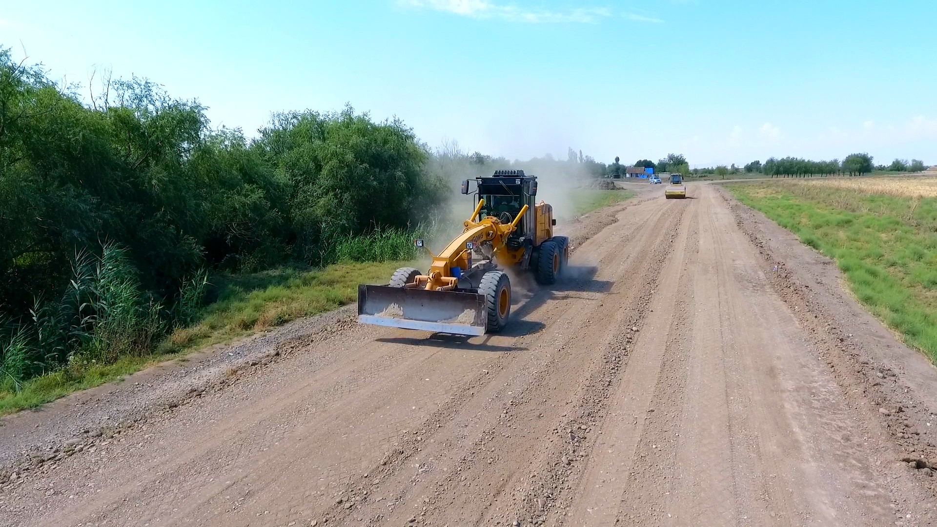 Ağcabədidə 41 km uzunluğunda yol yenidən qurulur (FOTO) - Gallery Image