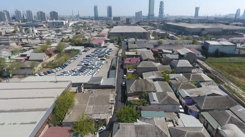 Bakıda 6630 metr uzunluğu olan küçə və yol təmir olundu (FOTO) - Gallery Image