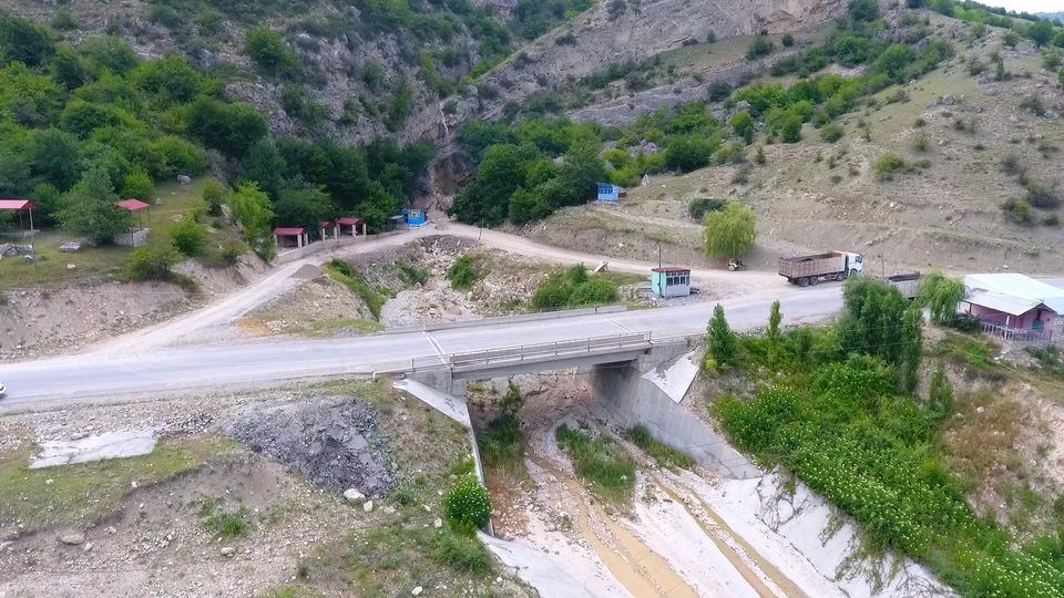 68 min əhalinin istifadə etdiyi yolun tikintisi yekunlaşır (FOTO) - Gallery Image