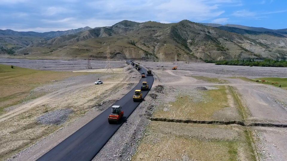 68 min əhalinin istifadə etdiyi yolun tikintisi yekunlaşır (FOTO) - Gallery Image