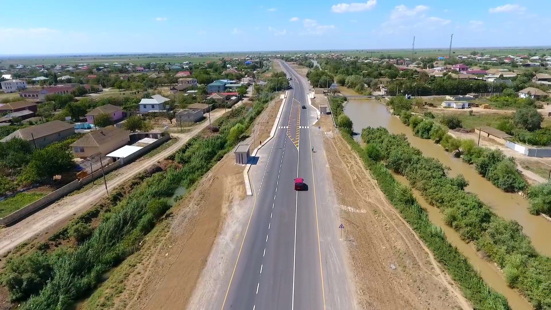 Bəhrəmtəpə-Biləsuvar avtomobil yolu yenidən qurulub (FOTO) - Gallery Image