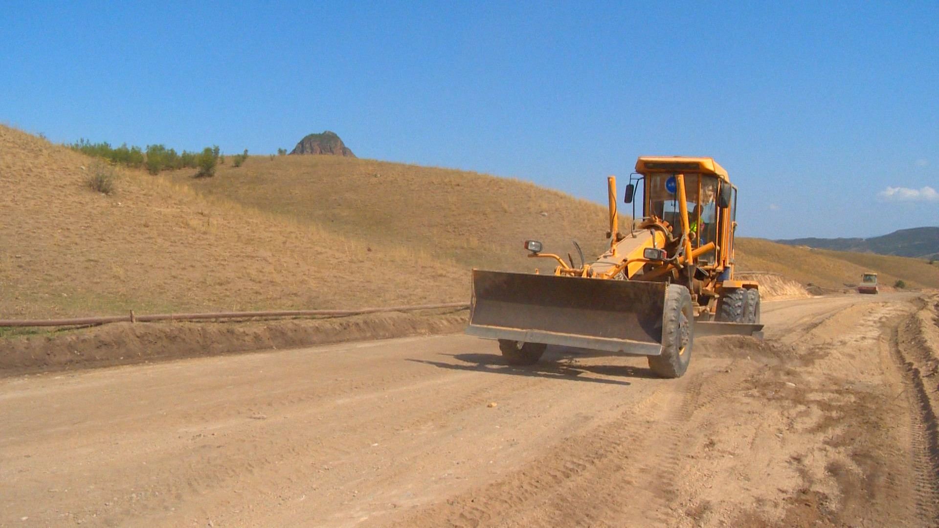 Sərhədyanı kəndin yolu təmir edilir (FOTO) - Gallery Image