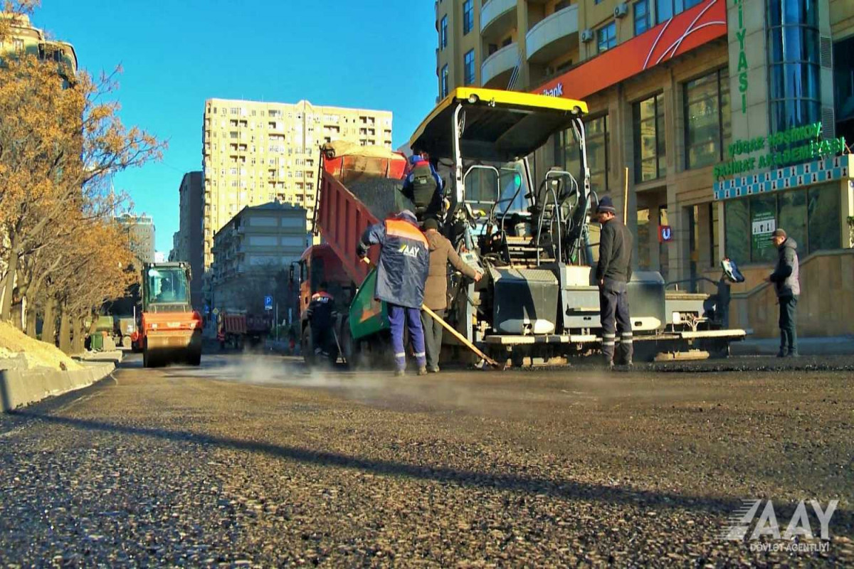 Bakının Bəsti Bağırova küçəsi asfaltlanır - FOTO 