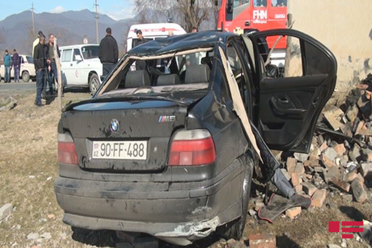 Zaqatalada yol qəzası baş verib, sürücü xəsarət alıb - FOTO 