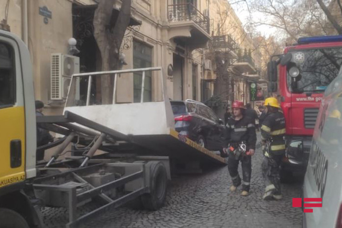 Bakıda partlayış zamanı 13 avtomobil zədələnib- FOTO 