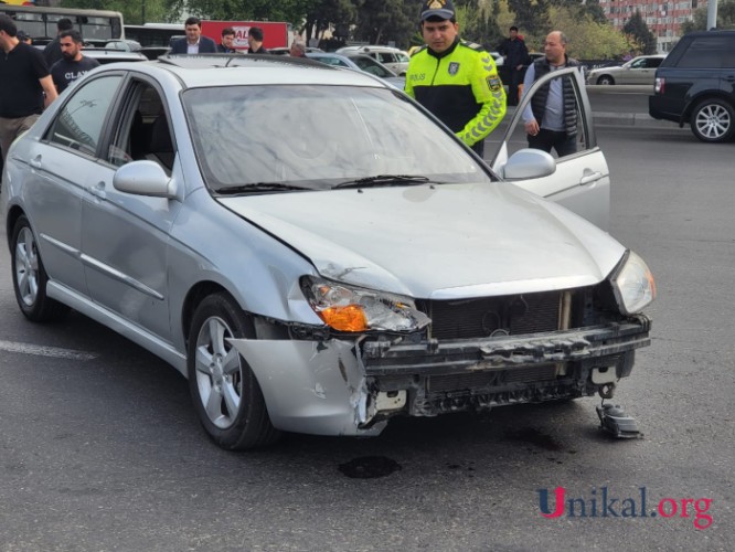 Bakıda QƏZA: "Mercedes" "Kia" ilə toqquşdu (FOTOLAR)