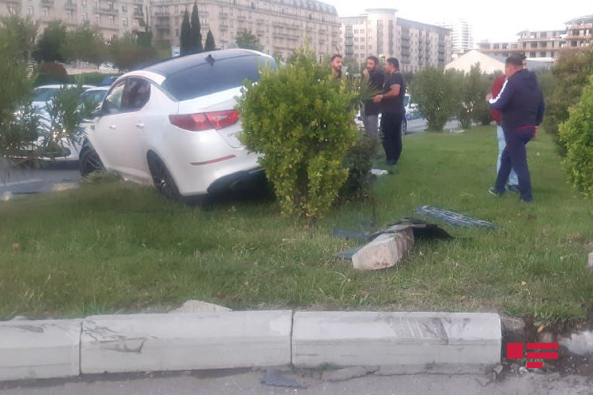 Bakıda ağır yol qəzası baş verib- FOTO 