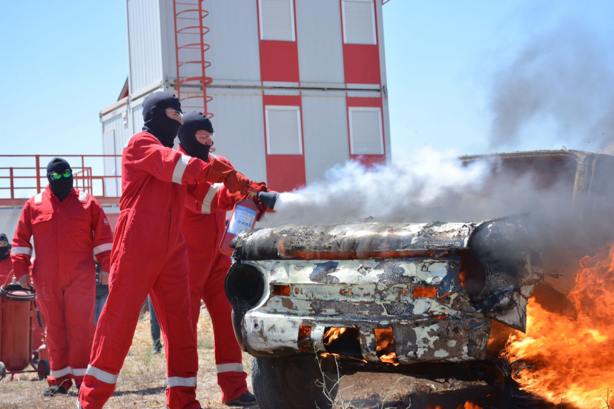 “Formula-1” marşalları üçün növbəti təlim keçirilib - FOTO 