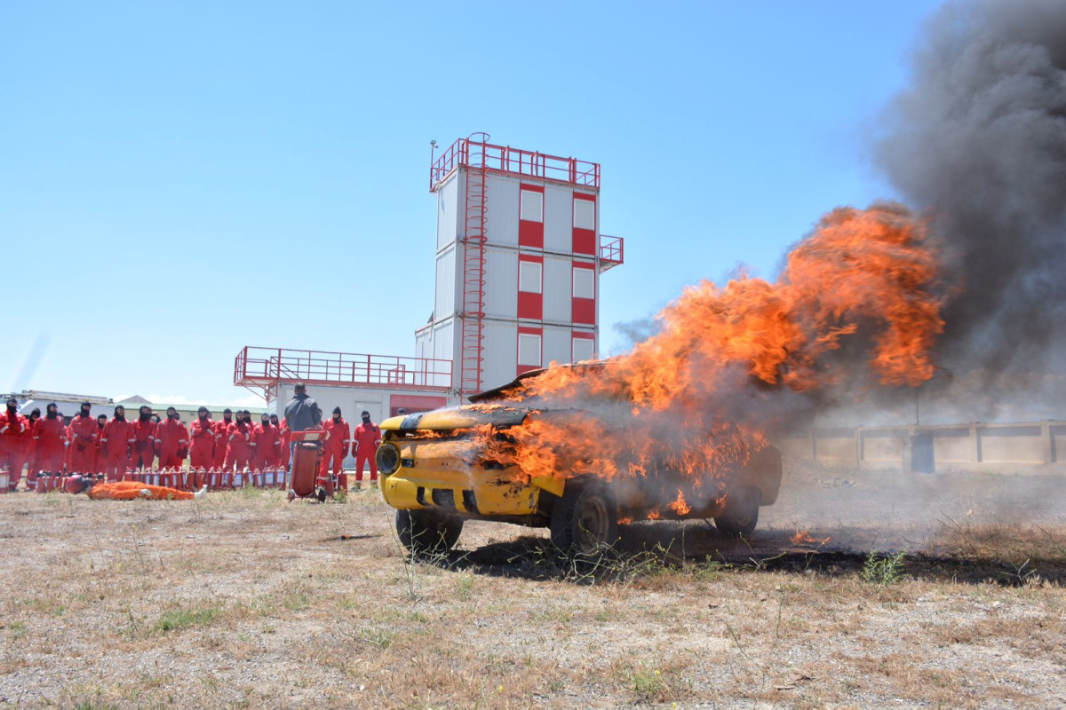 “Formula-1” marşalları üçün növbəti təlim keçirilib - FOTO 