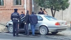 “BMW” iki “VAZ”la toqquşdu: xəsarət alanlar var - FOTO