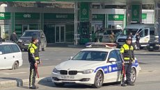 Yol polisinə tabe olmayan şəxs həbs olundu: 30 gün - FOTO