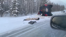 Mikroavtobus minik avtomobili ilə toqquşdu: 3 ölü, 5 yaralı - FOTO