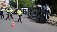 Traktorla toqquşan ambulans aşdı: ana, körpəsi və 3 səhiyyə işçisi yaralandı - FOTO