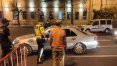 Bakıda polis postlarında ciddi yoxlamalar aparılır - FOTO 