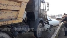 Kürdəmirdə “KaMAZ” və “VAZ-2107”  toqquşub, ata və oğul ölüb  - FOTO