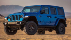 Jeep Wrangler V8 ofrouderi superkarlardan daha 