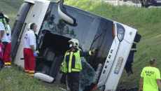 Budapeştdə sərnişin avtobusu qəzaya uğradı - 8 ölü, 48 yaralı 