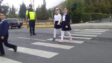 Qaxda yol polisi məktəblilərlə görüşüb  - FOTO