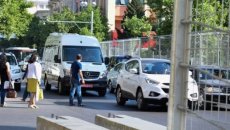 Sürücülərin NƏZƏRİNƏ:Bakının bu ərazilərində yollar daralıb