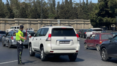 Yol polisi Bakıda hərəkətin təşkilini bu cür həyata keçirir - VİDEO-FOTO 